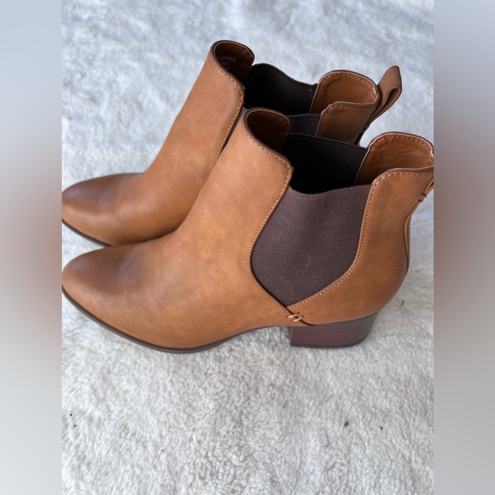 Loft | Women’s Chelsea Ankle Boots | 10